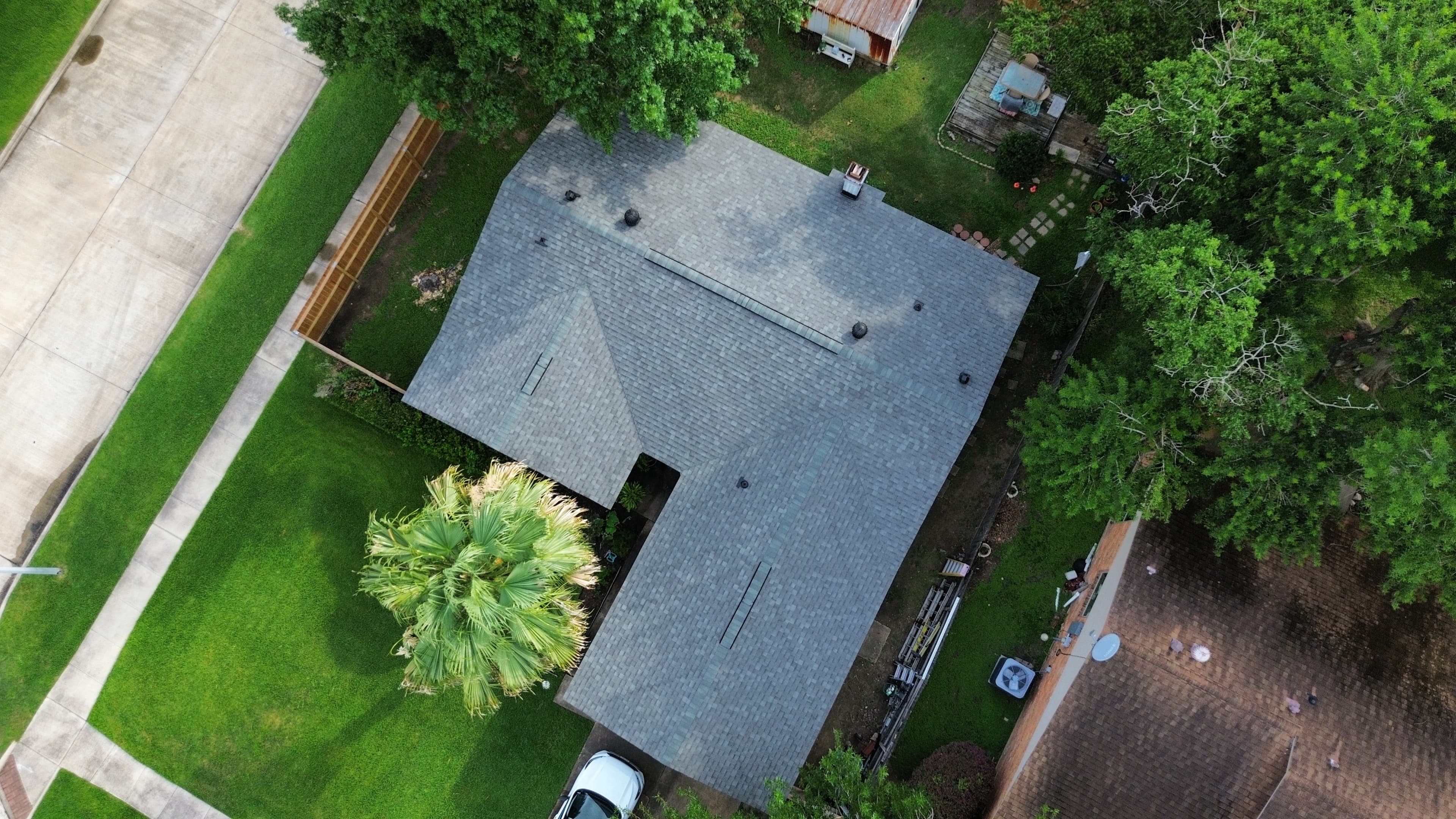 Newly installed roof on a Houston home by Silva Pro Roofing